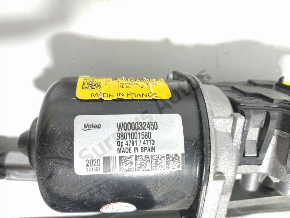 Mécanisme + moteur d'essuie glace avant