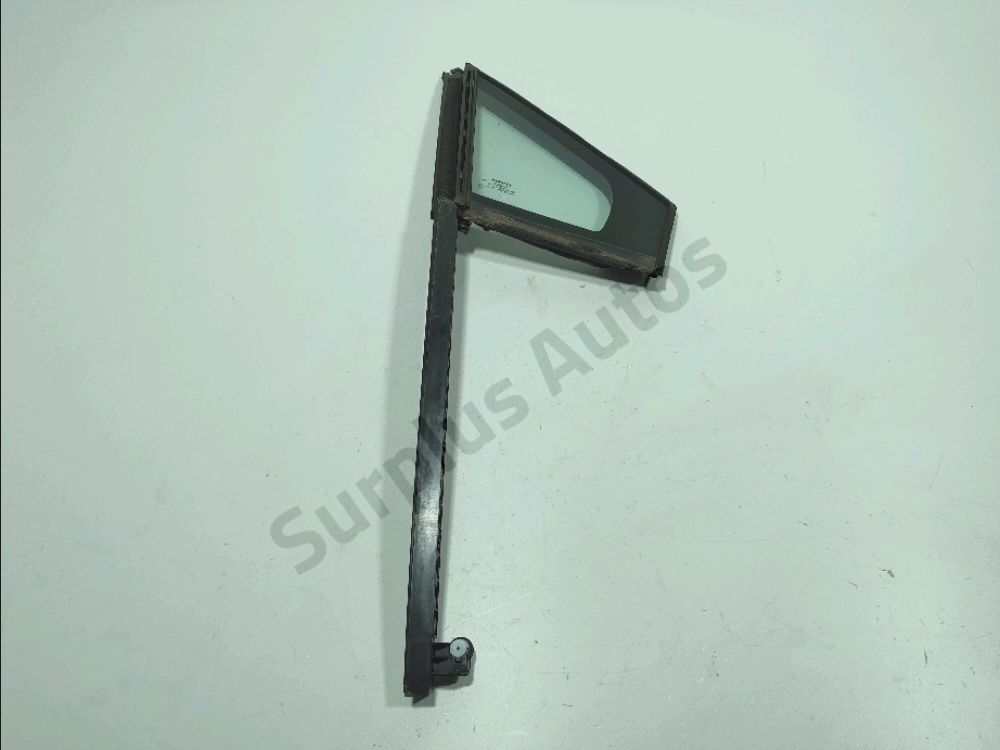 Custode avant droite