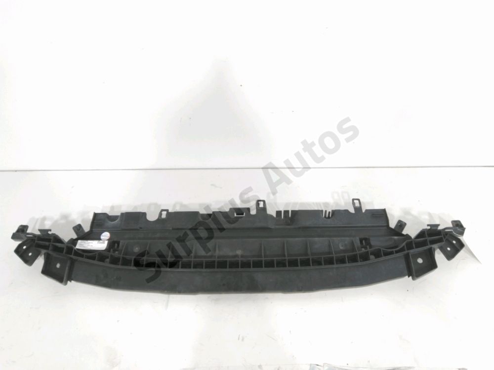 Traverse inférieure armature avant