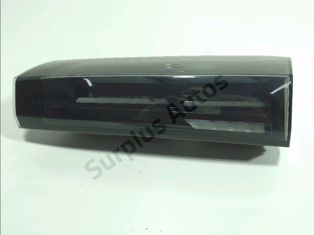 Feu arrière intérieur droit