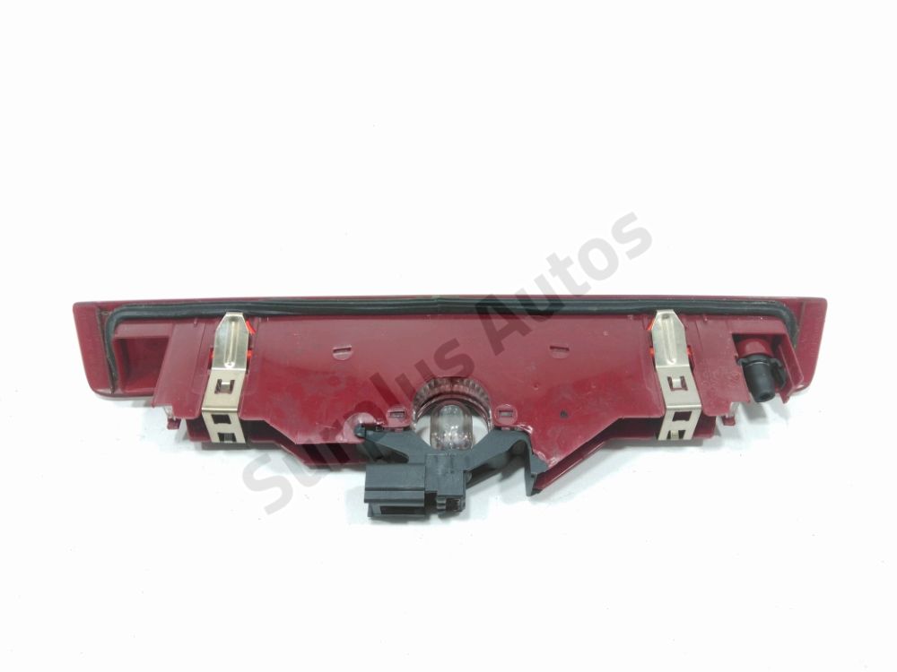 Feu stop supplémentaire