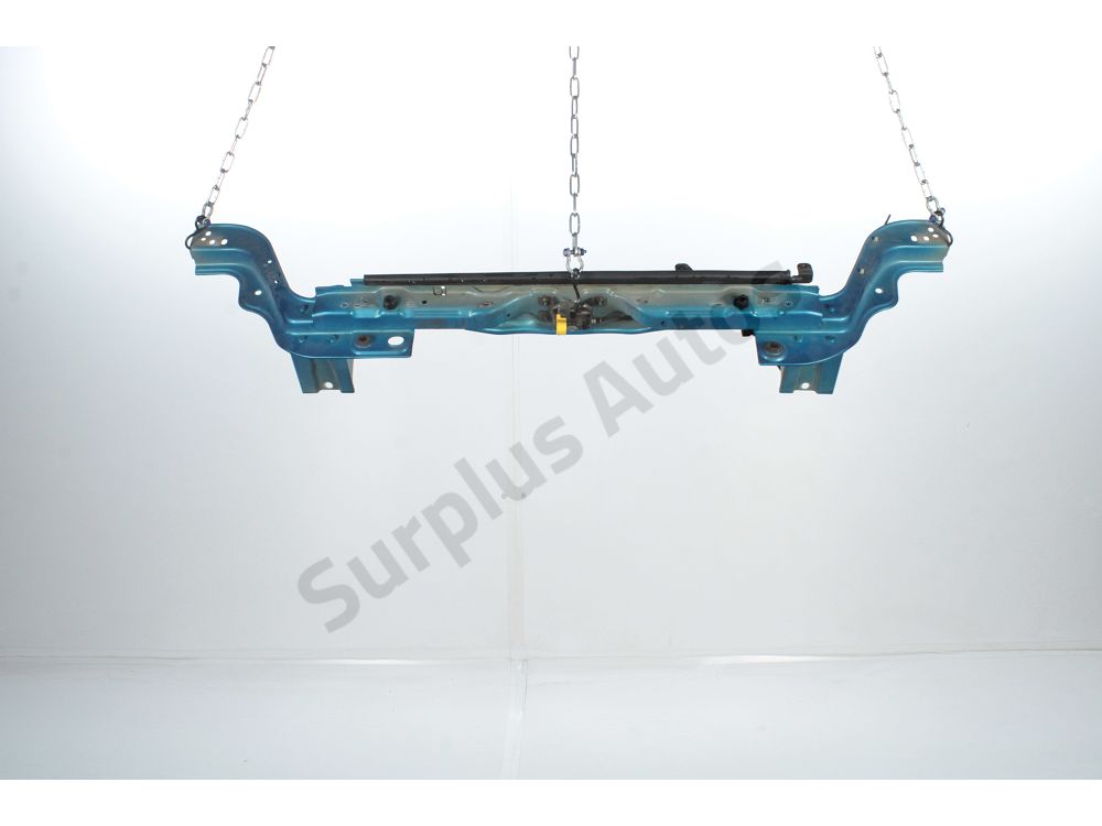 Traverse superieure armature avant