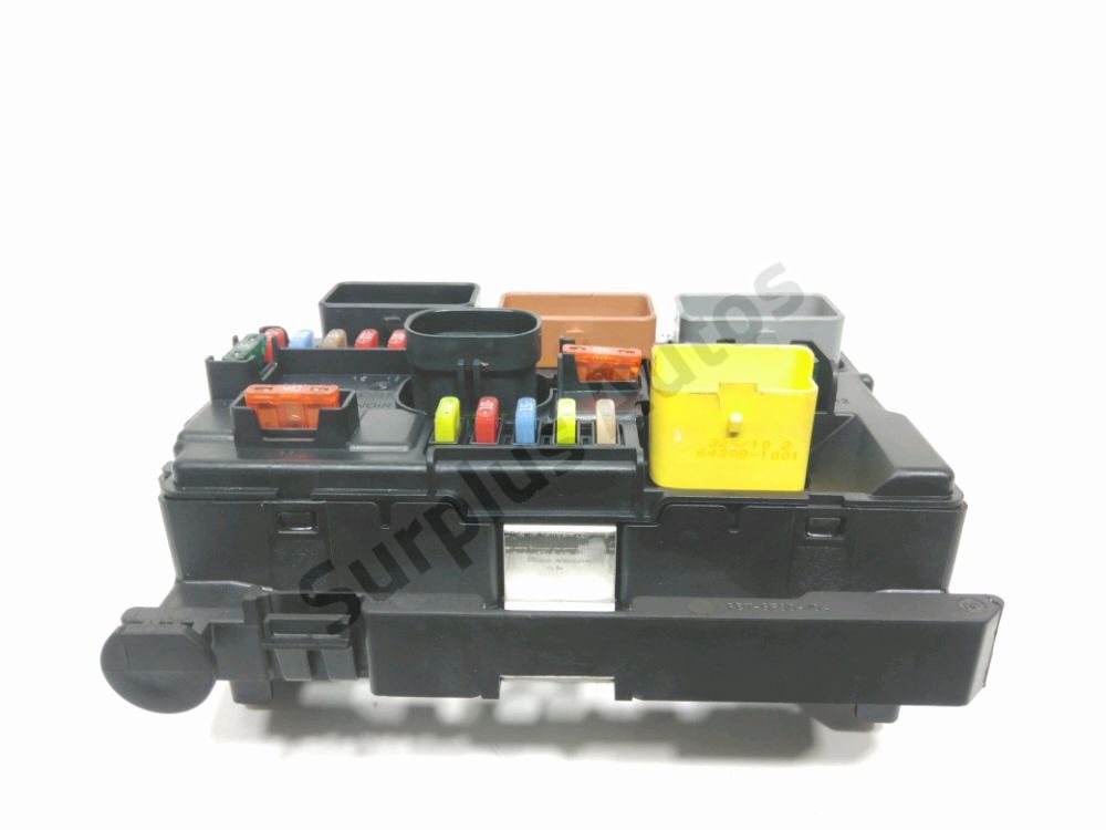 Boite à fusibles moteur