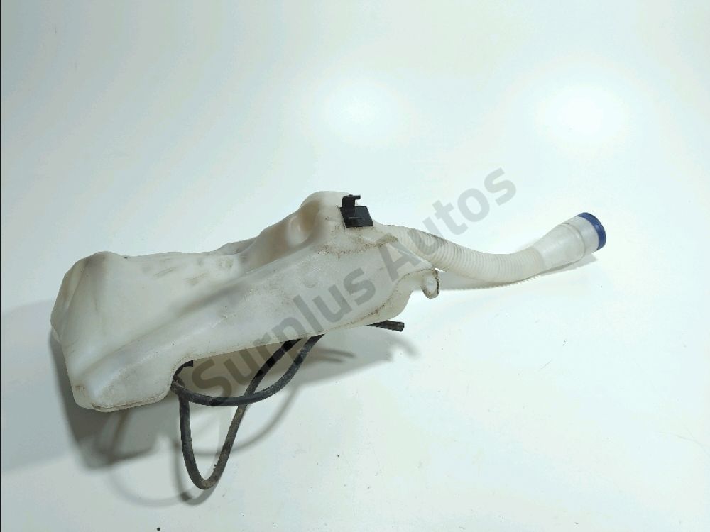 Réservoir de lave glace avant