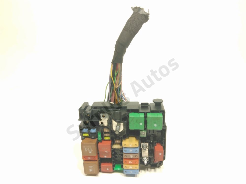 Boite à fusibles moteur