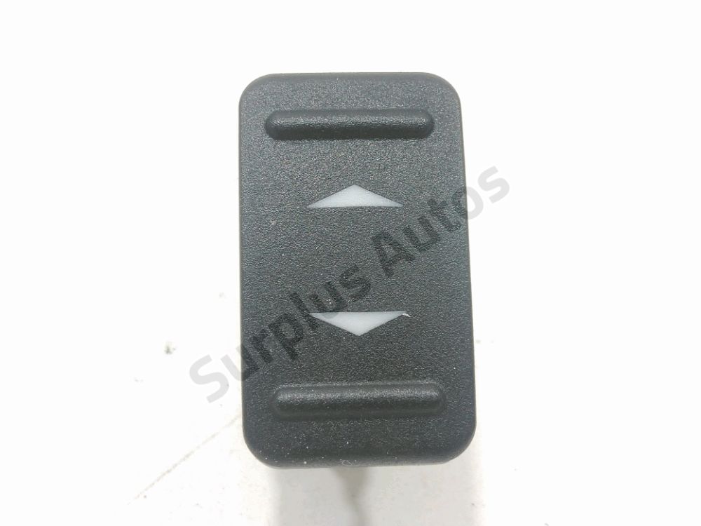 Commande leve-vitre avant droit