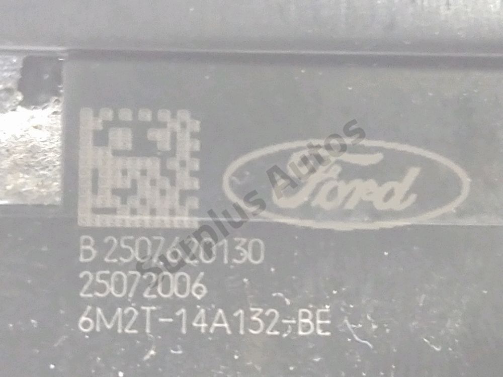 Commande lève-vitre avant gauche