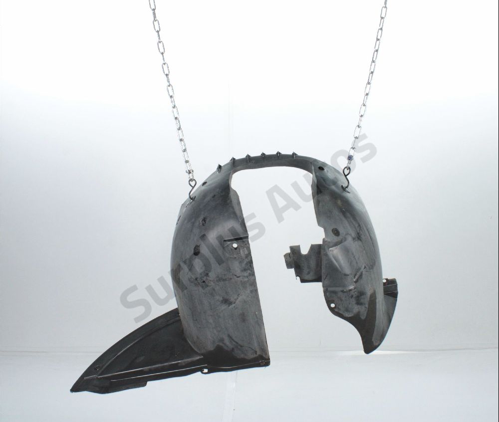 Pare-boue avant droit