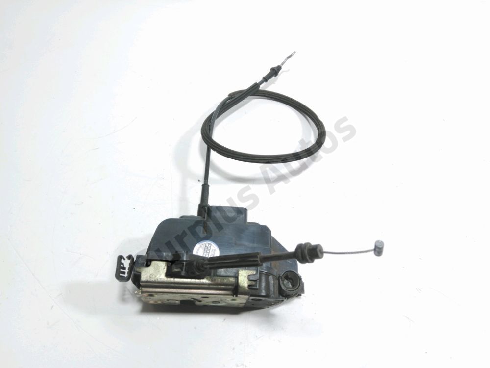 Serrure de porte avant gauche