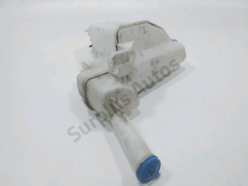 Reservoir de lave glace avant