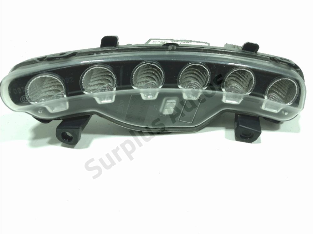 Feu diurne avant gauche