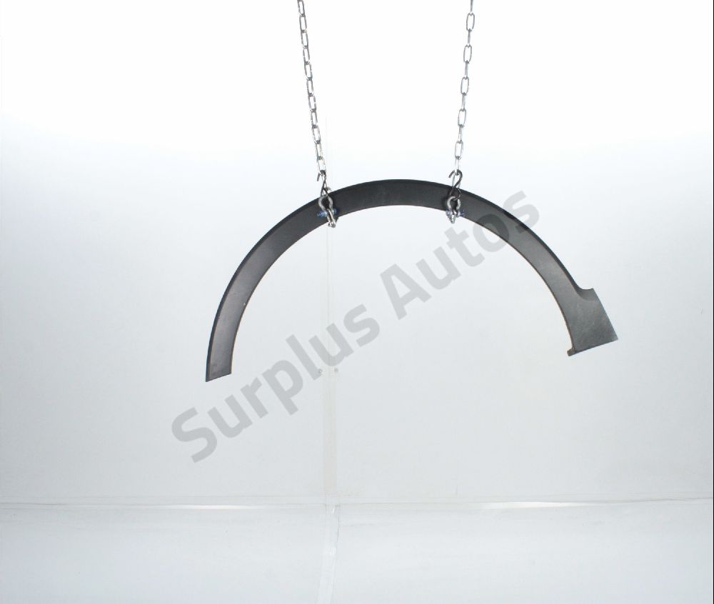 Elargisseur d'aile avant gauche