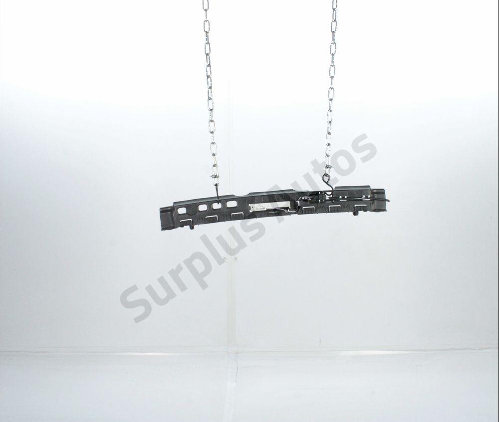 Support central de pare-choc arriere