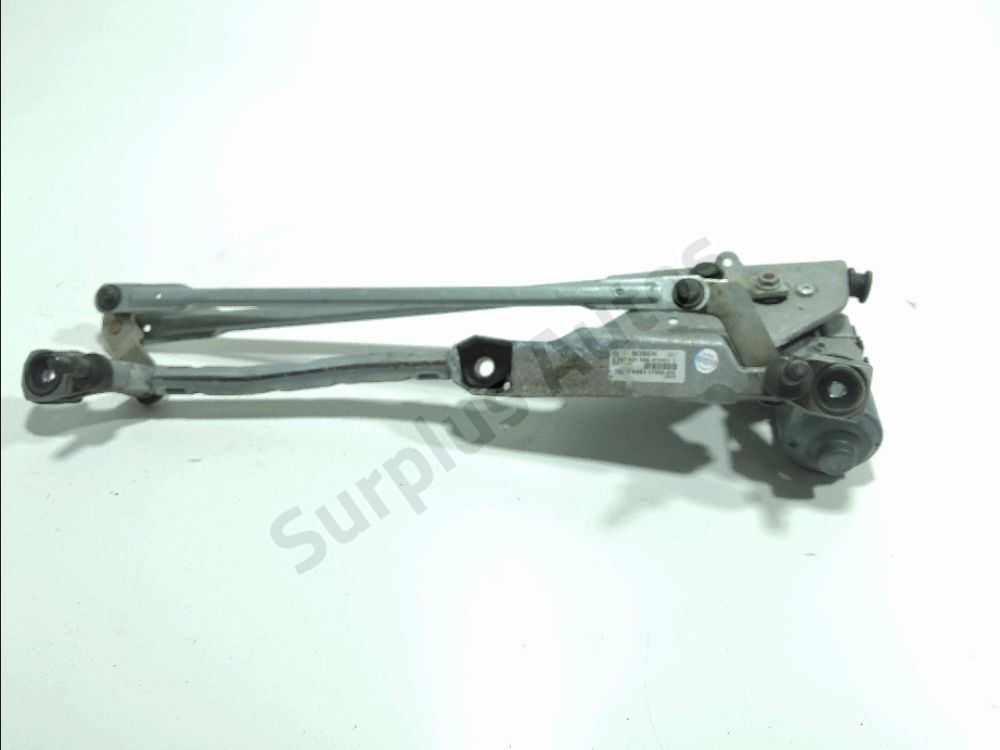 Mecanisme + moteur d'essuie glace avant