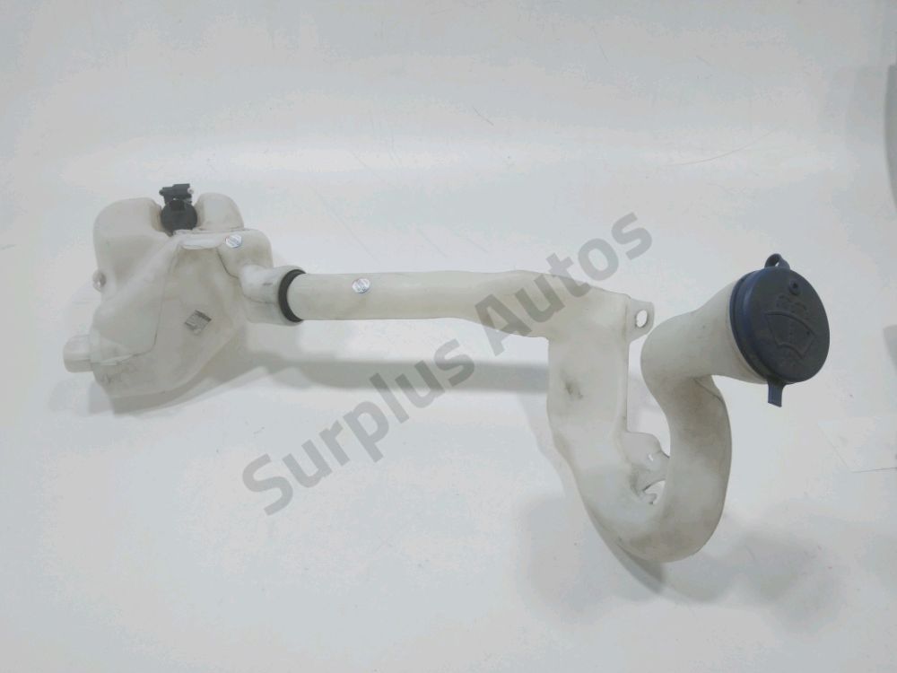 Reservoir de lave glace avant