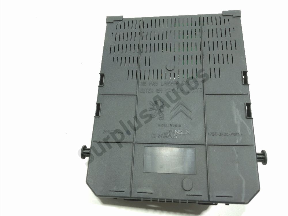 Boite à fusibles habitacle