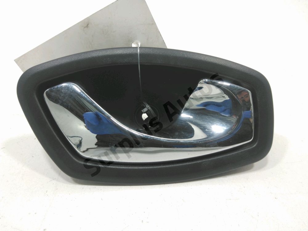 Poignee interieure porte arriere droite