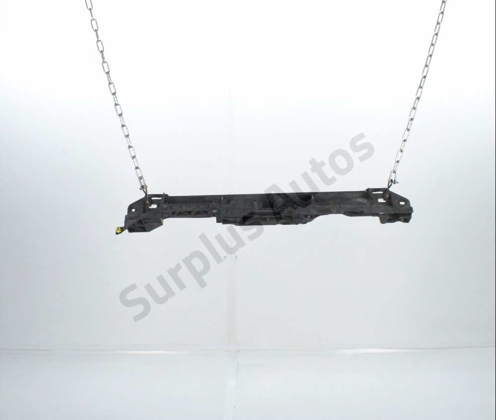 Traverse supérieure armature avant