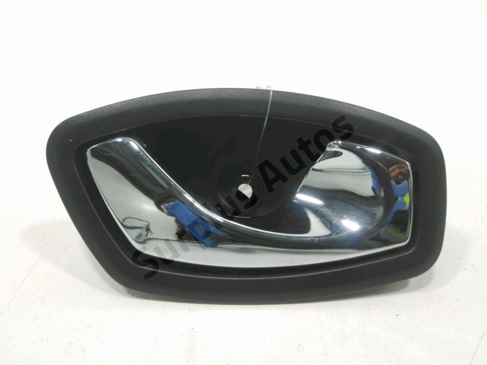 Poignée intérieure porte avant droite