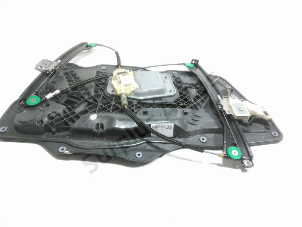 Lève-vitre électrique avant droit