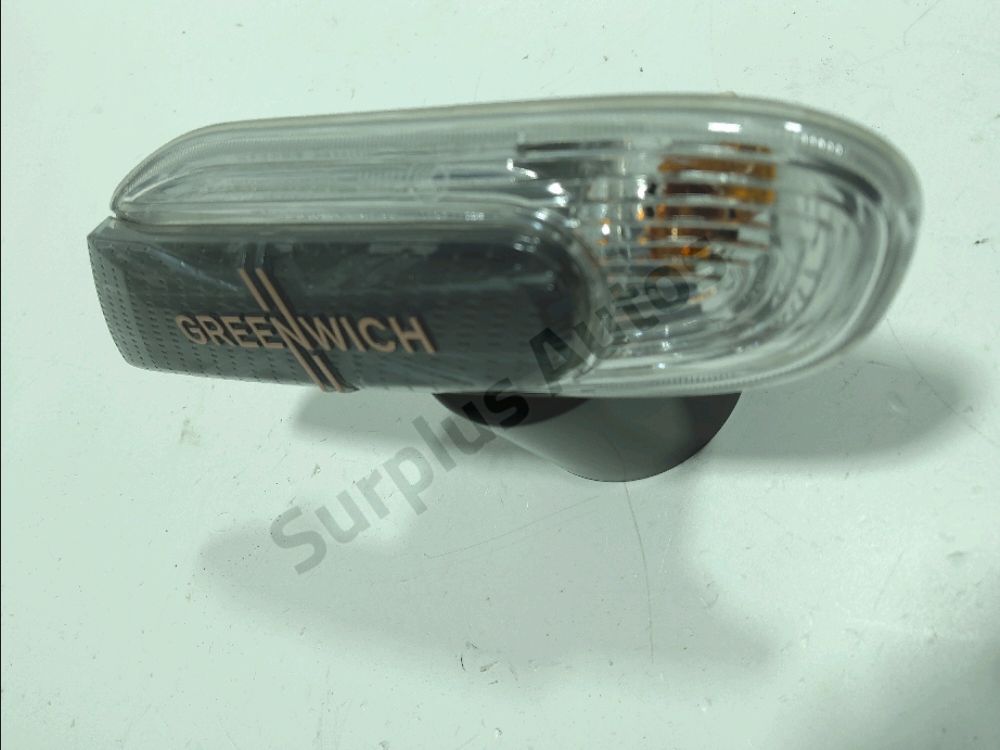 Répétiteur d'aile gauche