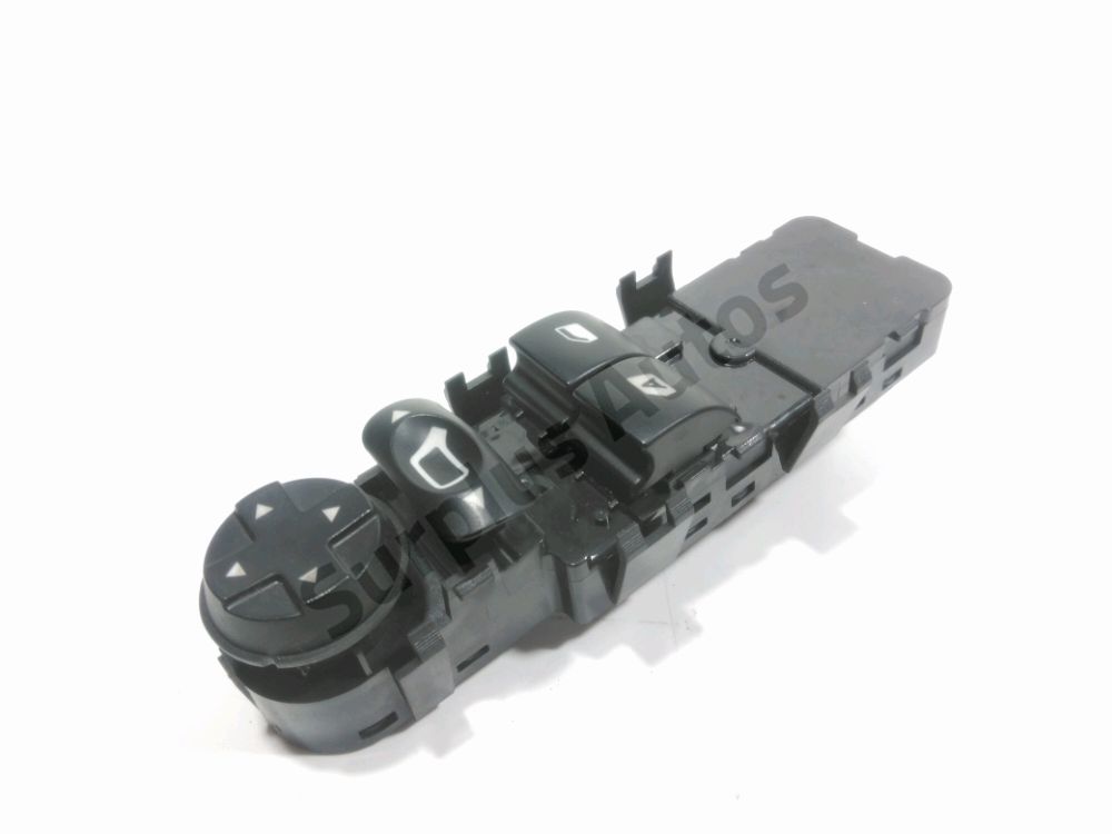 Commande lève-vitre avant gauche