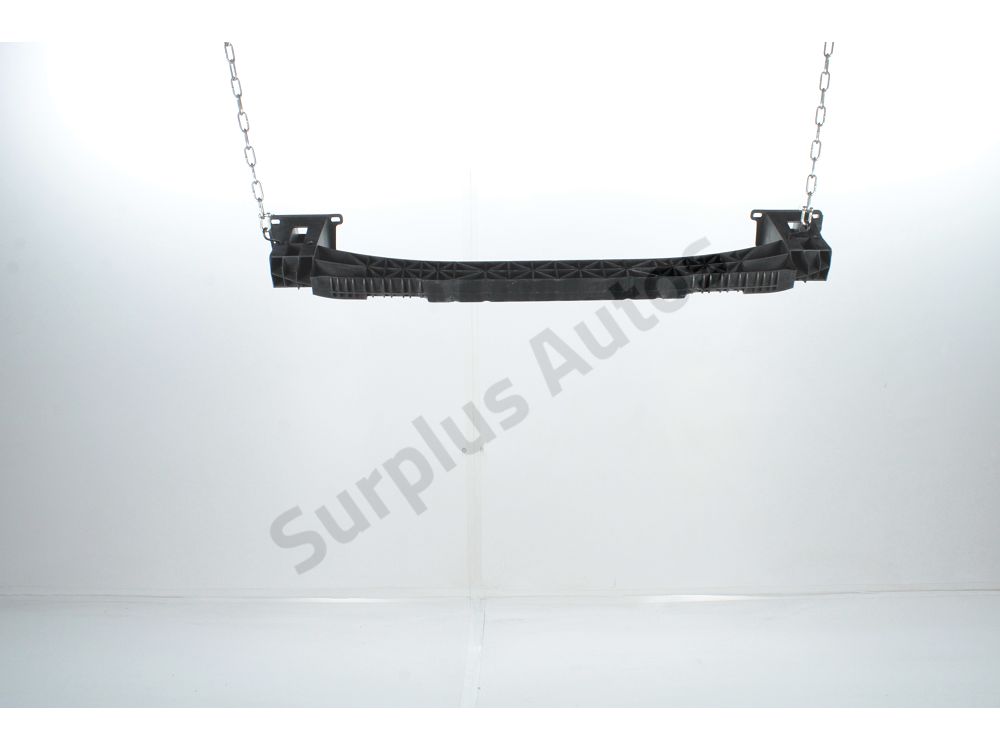 Traverse inferieure armature avant