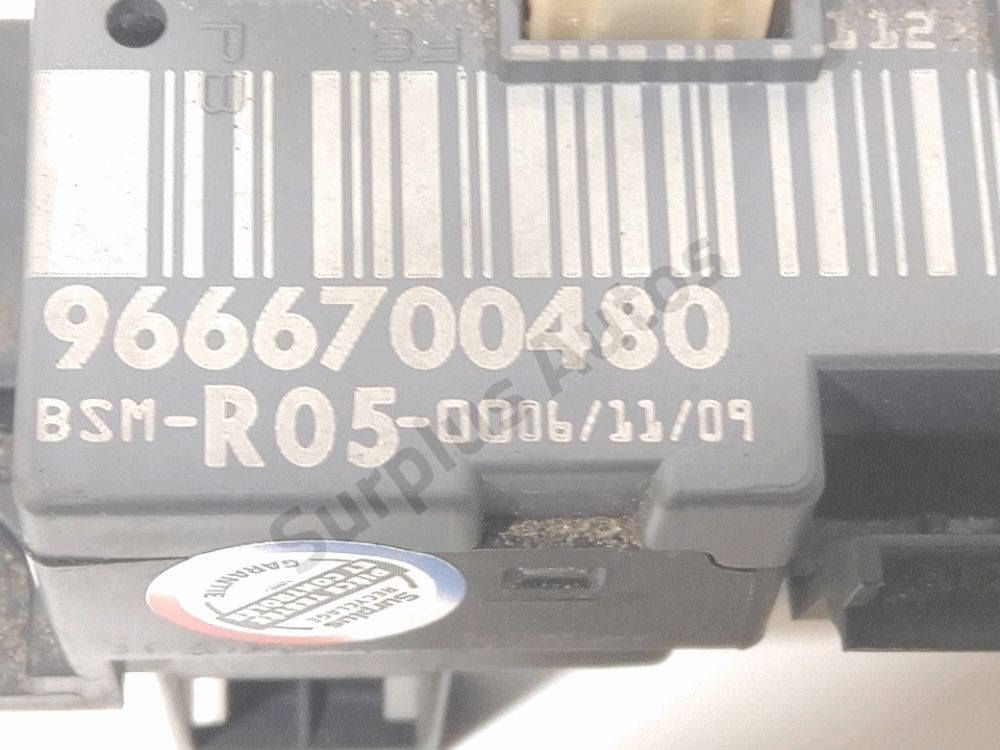 Boite à fusibles moteur