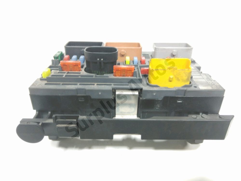 Boite à fusibles moteur