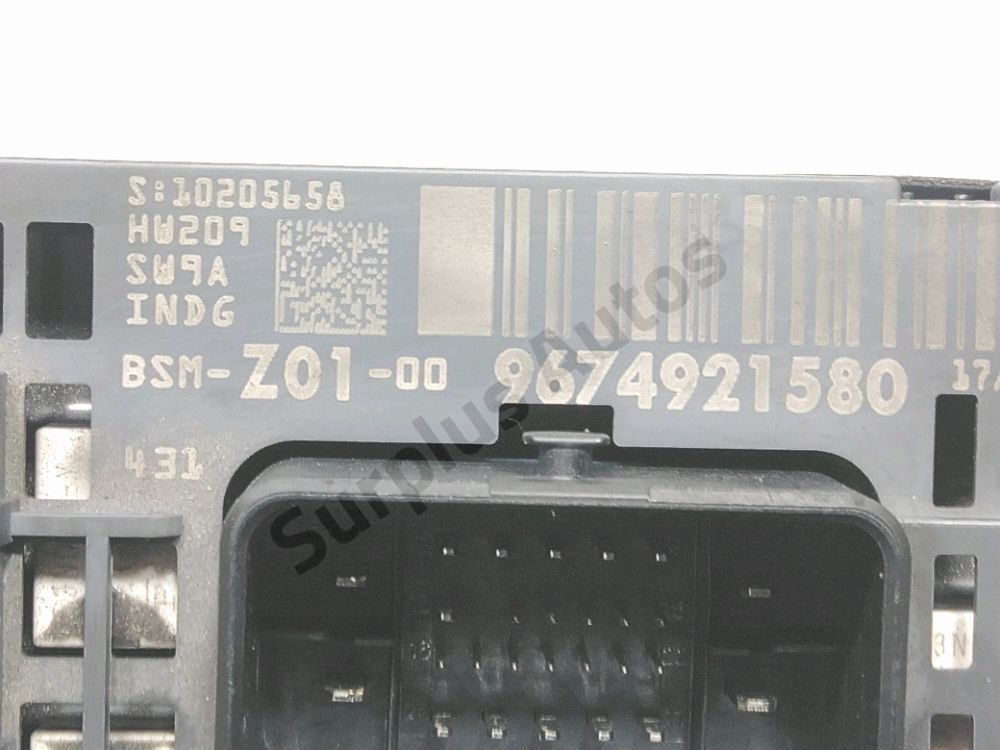Boite à fusibles moteur