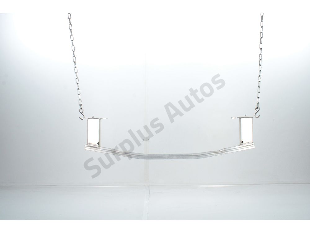 Traverse inférieure armature avant