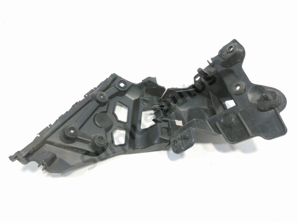 Support droit de pare-choc arrière