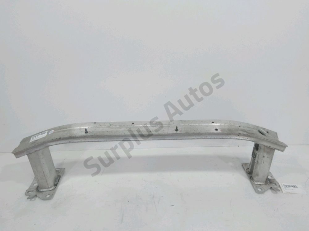 Renfort pare-choc avant