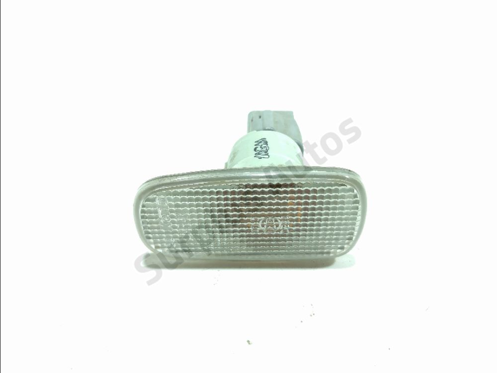 Répétiteur d'aile gauche