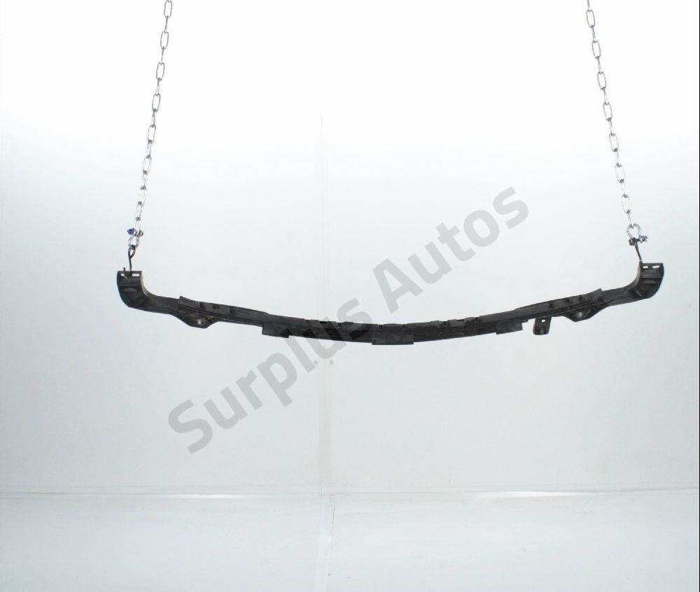 Support central de pare-choc arrière