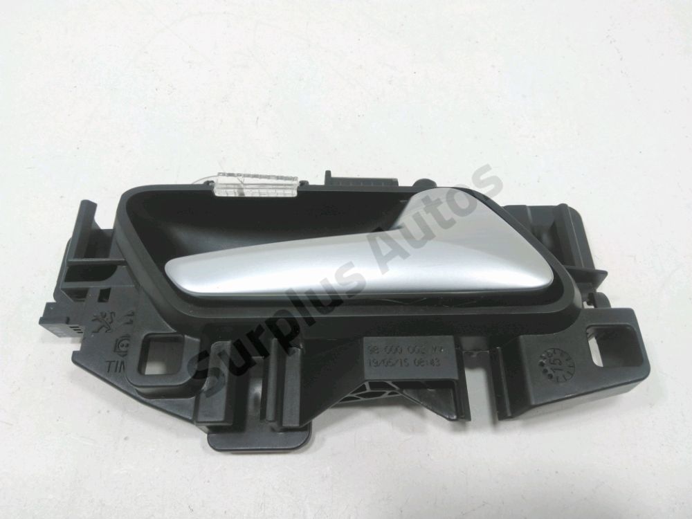 Poignée intérieure porte avant droite