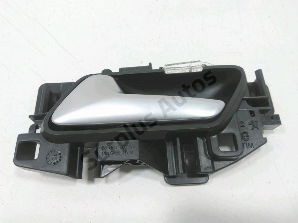 Poignée intérieure porte avant gauche