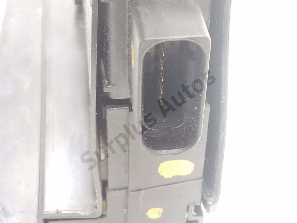 Serrure de porte arrière droite
