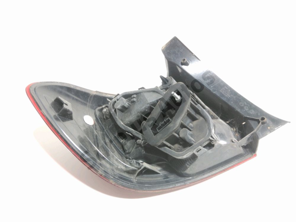 PARTS ZIO Feu arrière droit pour Dacia Sandero II et Stepway à prix pas cher | Maroc