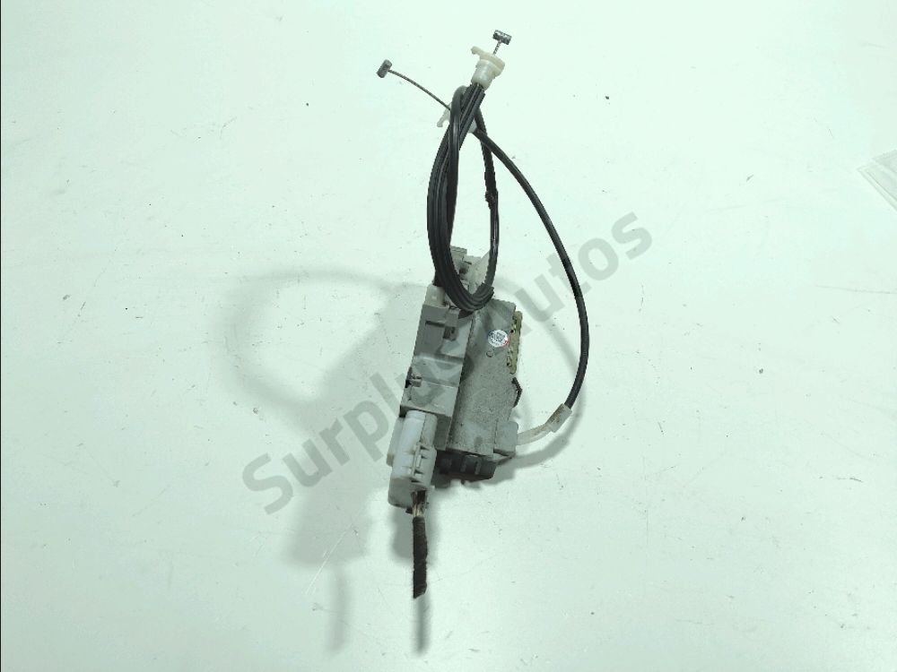 Serrure de porte avant gauche