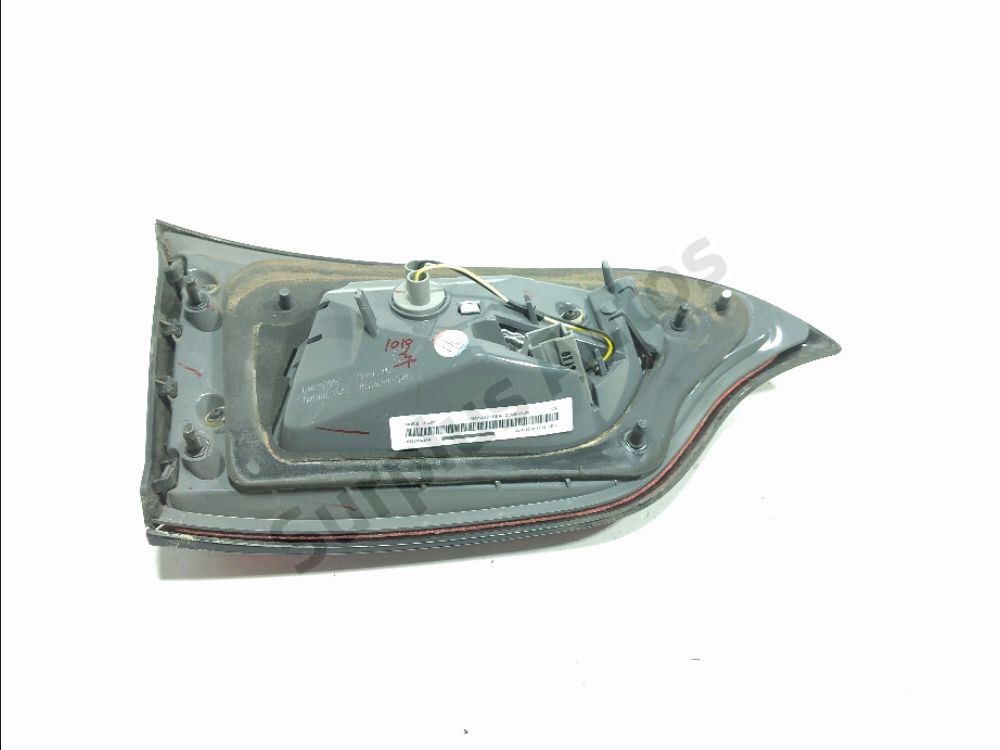 Feu arrière intérieur droit