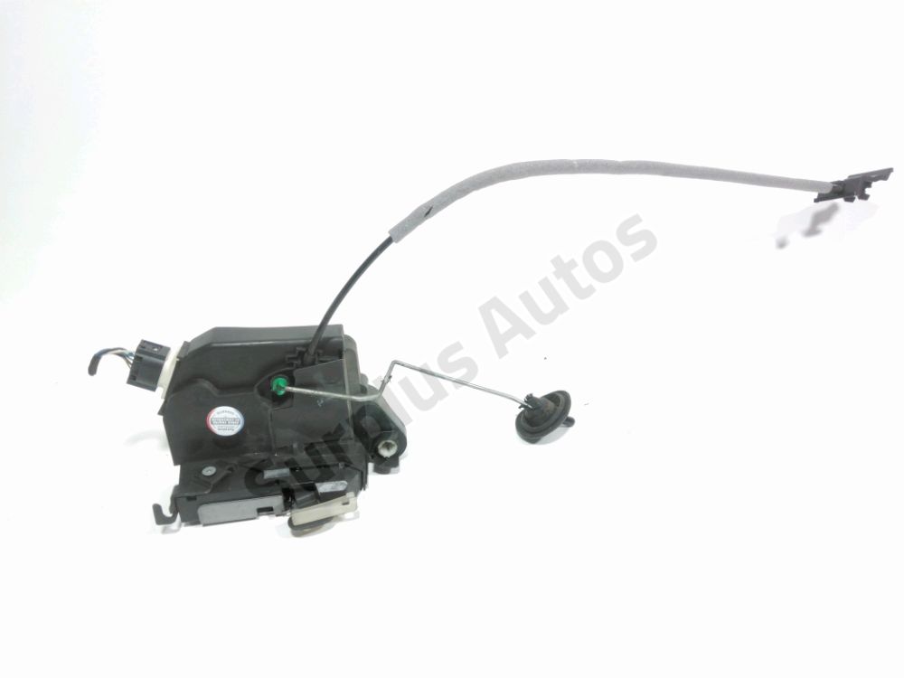 Serrure de porte avant gauche