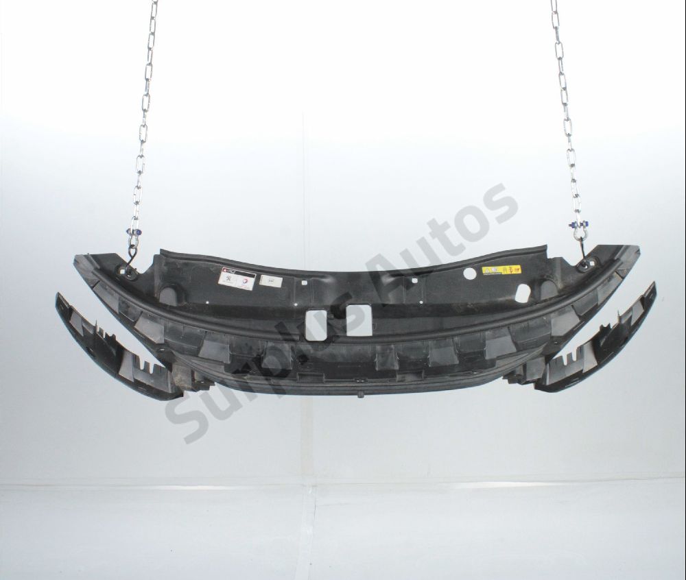 Traverse supérieure armature avant