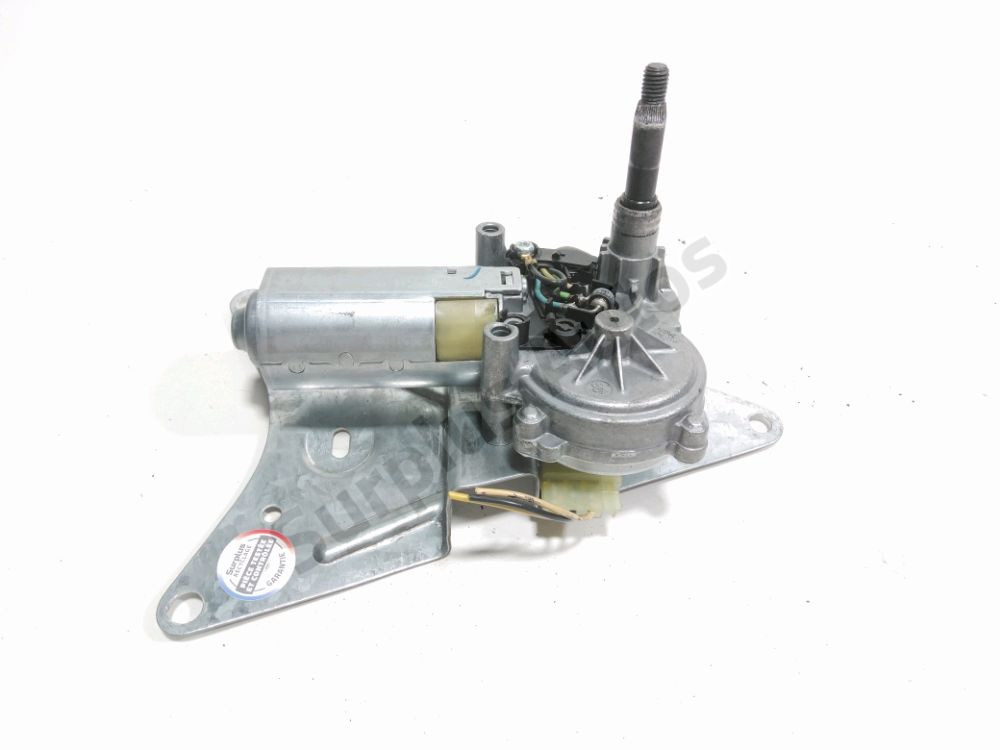 Moteur d'essuie glace arriere