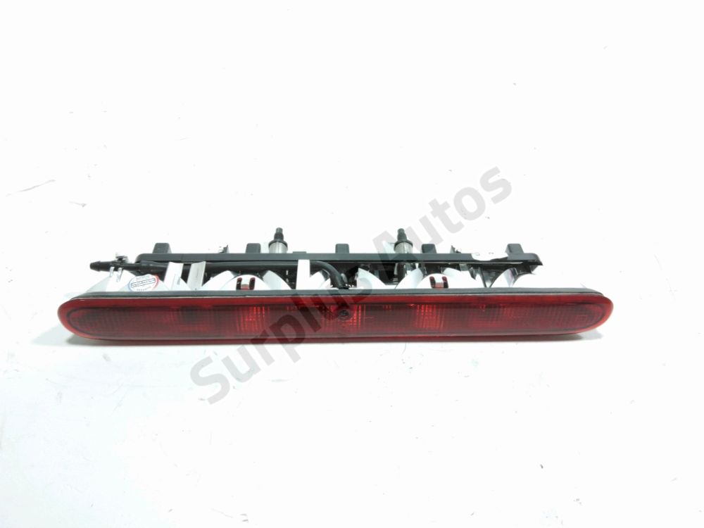 Feu stop supplementaire