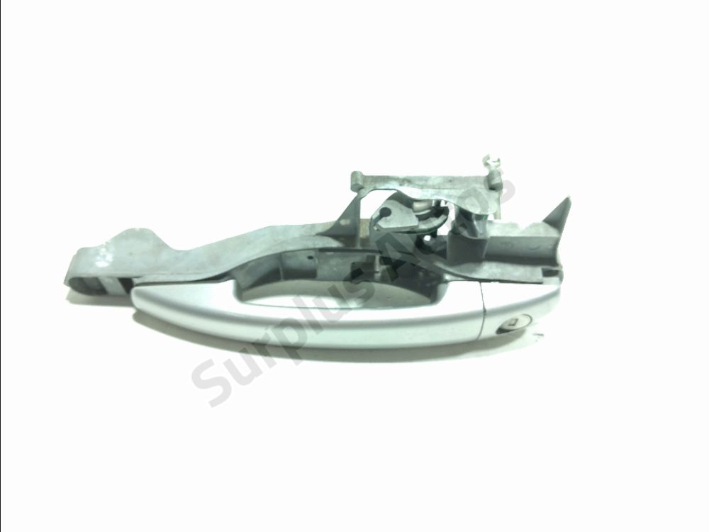 Poignee exterieure avant gauche