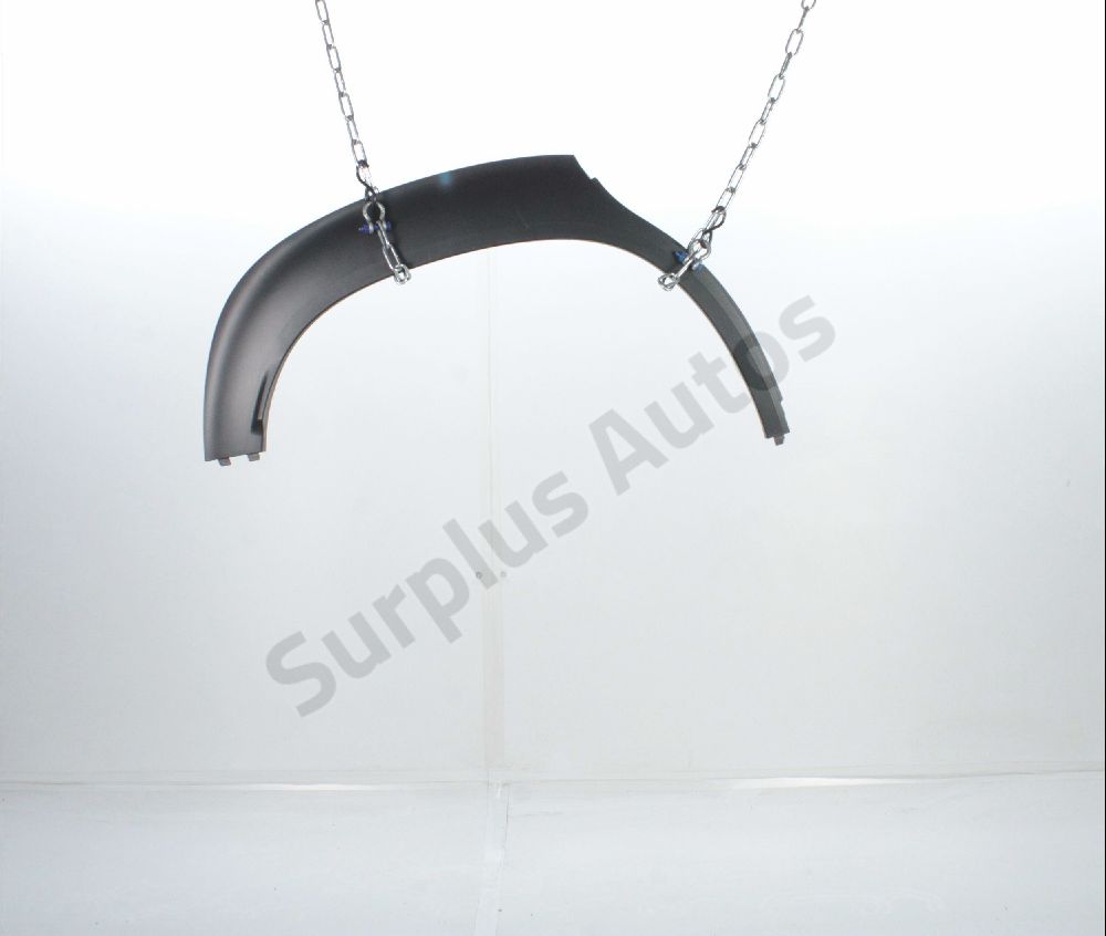 Elargisseur d'aile arrière droit