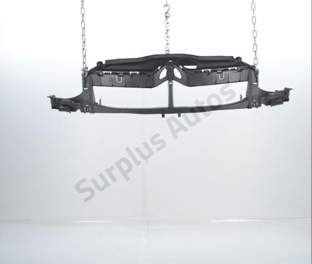 Traverse supérieure armature avant