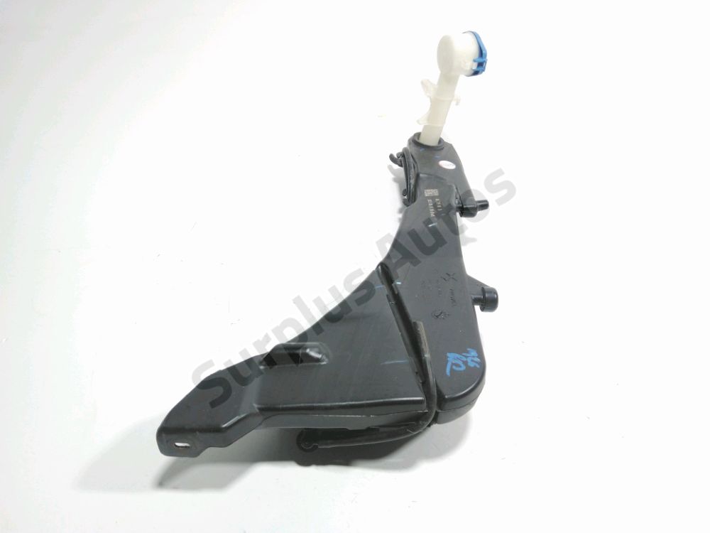 Réservoir de lave glace avant