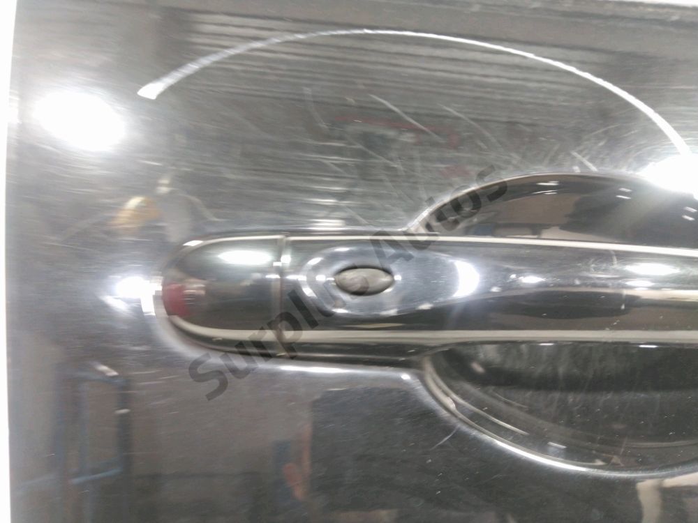 Porte avant droite